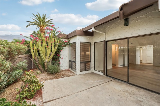 Detail Gallery Image 31 of 37 For 2542 Miramonte Cir #C,  Palm Springs,  CA 92264 - 3 Beds | 2/1 Baths