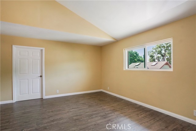 1003 W Myrtle Street, Santa Ana CA: https://media.crmls.org/medias/5f36138a-3faa-4329-9775-b9ab7d7c785f.jpg