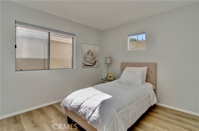 15 Sydney Court, Aliso Viejo CA: https://media.crmls.org/medias/5f36d964-6266-47bc-88b5-b72ee3a15e41.jpg