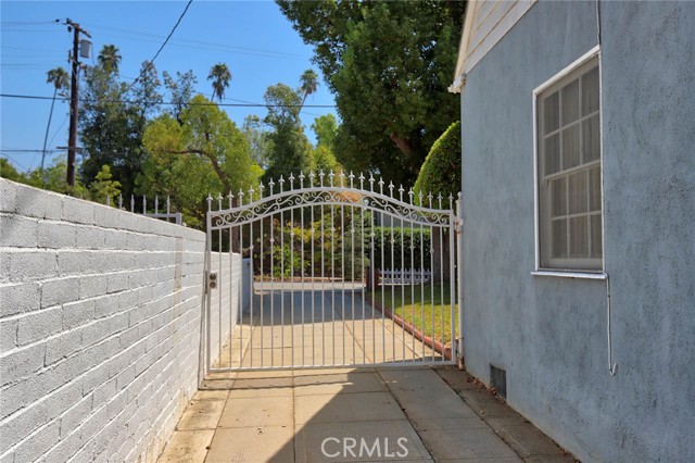 Gated Driveway