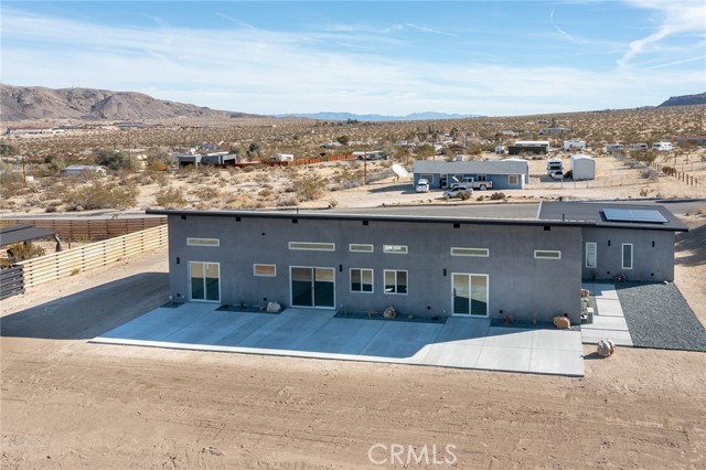 Detail Gallery Image 1 of 1 For 6688 Mount Lassen Ave, Joshua Tree,  CA 92252 - 3 Beds | 2 Baths