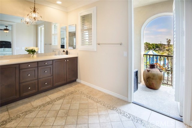 Detail Gallery Image 20 of 43 For 8407 Noelle Dr, Huntington Beach,  CA 92646 - 4 Beds | 3/1 Baths