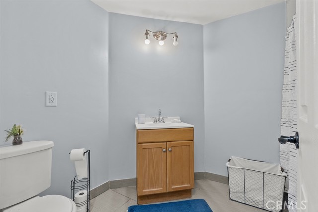 12401 filmore, Sylmar CA: https://media.crmls.org/medias/5f39f794-b9e8-4caa-97e5-9749d2ff8810.jpg
