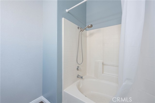 Detail Gallery Image 21 of 29 For 122 Hornbeam, Fountain Valley,  CA 92708 - 3 Beds | 2 Baths