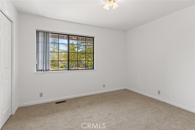 1585 Gate Lane, Paradise CA: https://media.crmls.org/medias/5f3ab7a3-ac2c-4f45-b467-32400421ba81.jpg