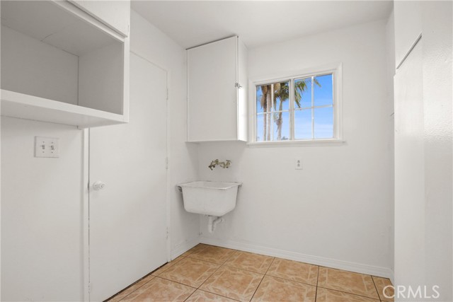 352 Granada Court, La Habra CA: https://media.crmls.org/medias/5f3bb354-fe41-4ba2-8ca8-c061adb64852.jpg