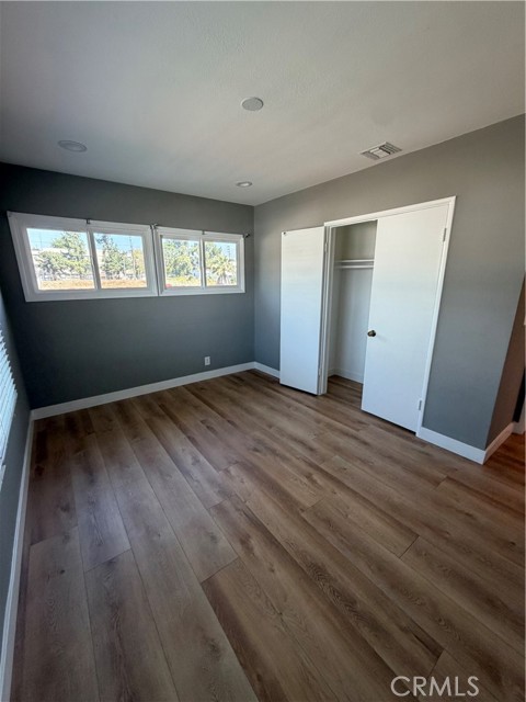 Image 22 of 42 For 11012 Marklein