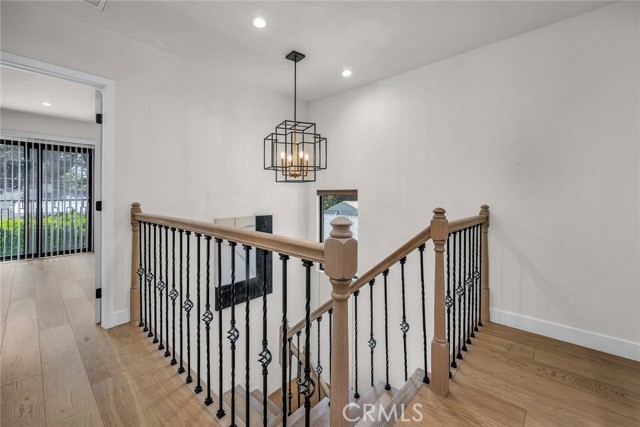 5110 Greenbush Avenue, Sherman Oaks CA: https://media.crmls.org/medias/5f3c9f5d-56a2-4484-953b-2126d7829301.jpg