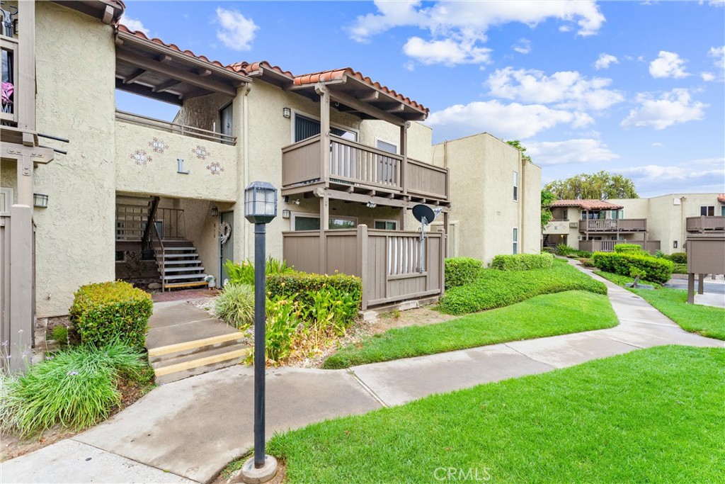 1345 Cabrillo Park Drive #L16