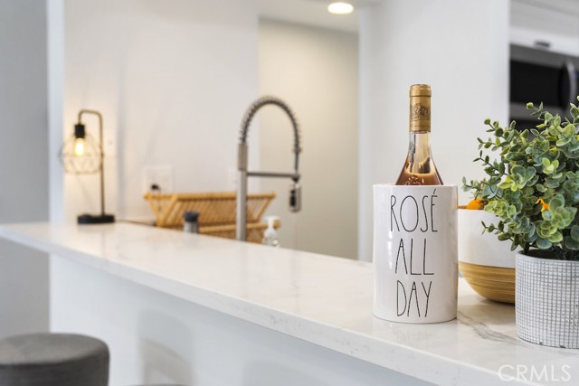Bar seating off kitchen