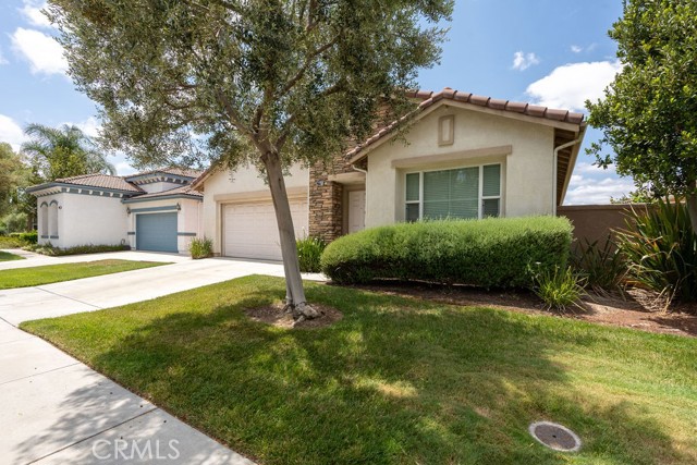Detail Gallery Image 2 of 51 For 29557 Warmsprings Dr, Menifee,  CA 92584 - 2 Beds | 2 Baths