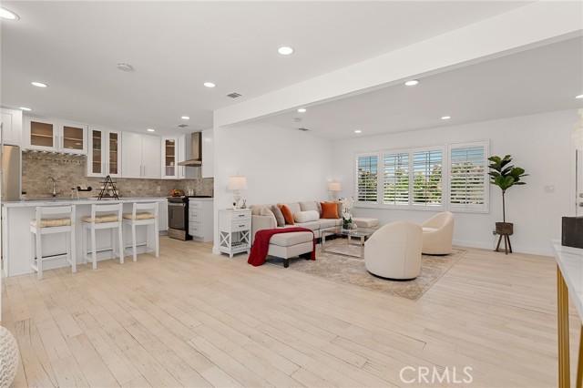 Detail Gallery Image 22 of 63 For 13281 Mono Pl, Westminster,  CA 92683 - 4 Beds | 4 Baths