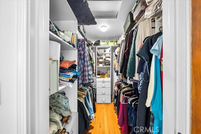 Walk in closet