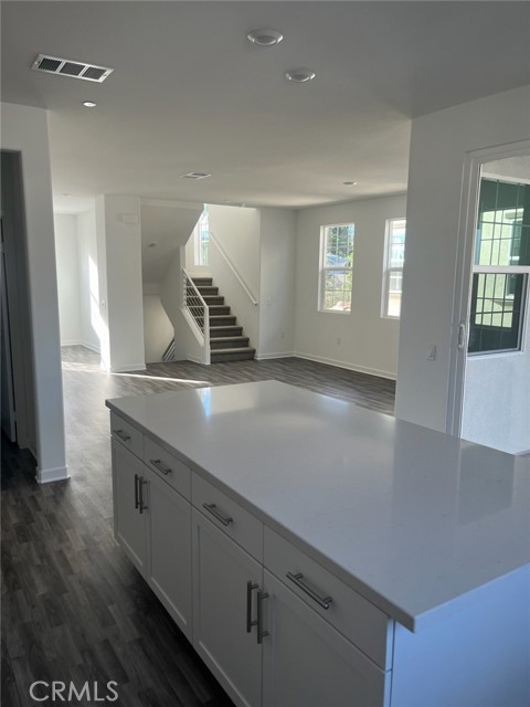 Detail Gallery Image 12 of 27 For 8315 Gabrielino Ct, Rancho Cucamonga,  CA 91730 - 3 Beds | 2/2 Baths