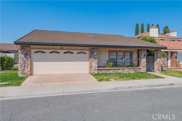 Detail Gallery Image 3 of 38 For 33 Sandpiper, Irvine,  CA 92604 - 4 Beds | 2 Baths