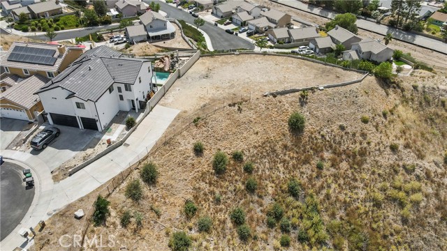 Detail Gallery Image 1 of 15 For 14525 Stone Ridge Ct, Canyon Country,  CA 91387 - – Beds | – Baths