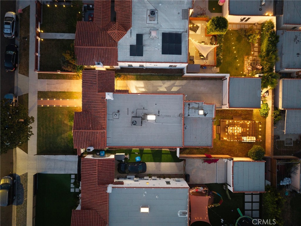 https://media.crmls.org/medias/5f4142d6-f7e0-47e0-864e-afffb2f737f4.jpg?preset=X-Large