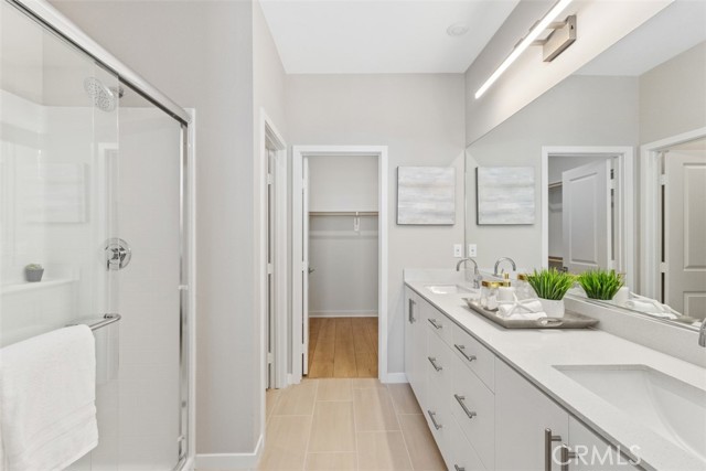 Detail Gallery Image 19 of 31 For 109 S Laxore St #303,  Anaheim,  CA 92804 - 4 Beds | 3/1 Baths