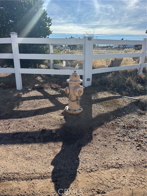 Detail Gallery Image 17 of 17 For 11971 Mission, Oak Hills,  CA 92344 - – Beds | – Baths