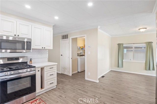 Detail Gallery Image 12 of 25 For 127 Brookside Ln, Oceanside,  CA 92056 - 2 Beds | 2 Baths