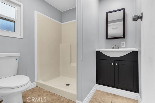 1850 W ORANGETHORPE AVE, Fullerton CA: https://media.crmls.org/medias/5f444df5-35c1-4a13-806f-7af1c4d58d76.jpg