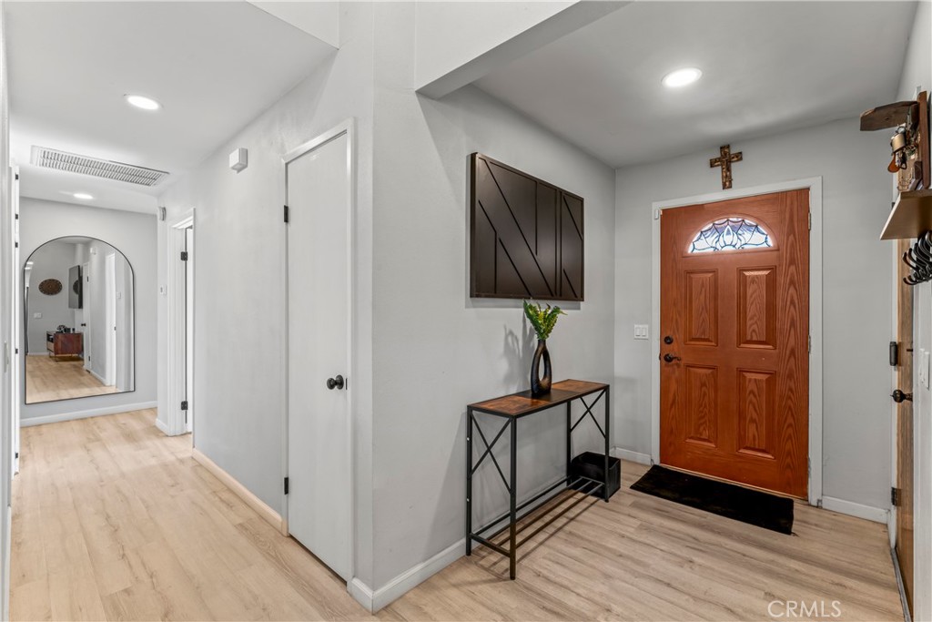 MLS #CV26003714 image #10