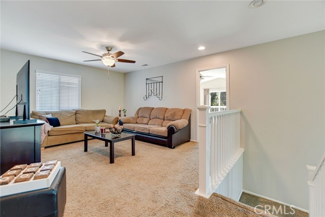 32501 Sprucewood Way, Lake Elsinore CA: https://media.crmls.org/medias/5f4520d0-7efb-4165-8172-13366370a2be.jpg
