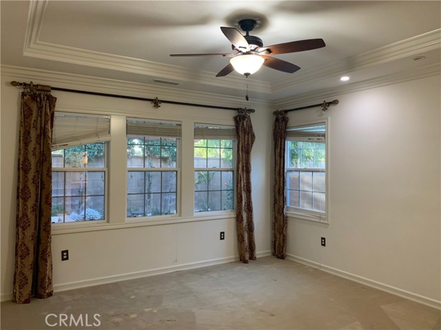 Detail Gallery Image 8 of 20 For 44 Whitford, Irvine,  CA 92602 - 5 Beds | 4 Baths