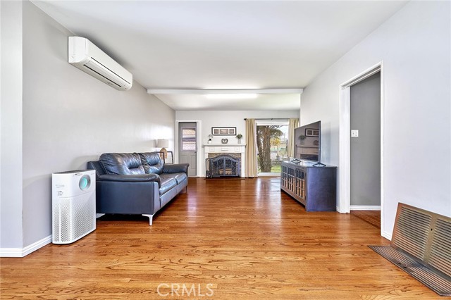 Detail Gallery Image 12 of 39 For 2513 Lesserman St, Torrance,  CA 90503 - 2 Beds | 1 Baths