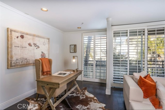 1819 Holmby Avenue, Los Angeles CA: https://media.crmls.org/medias/5f46614e-ff1e-4774-ad63-e24155825657.jpg