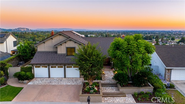 3636 E Longridge Drive, Orange CA: https://media.crmls.org/medias/5f477f8f-0768-431a-95a3-30113c7da251.jpg