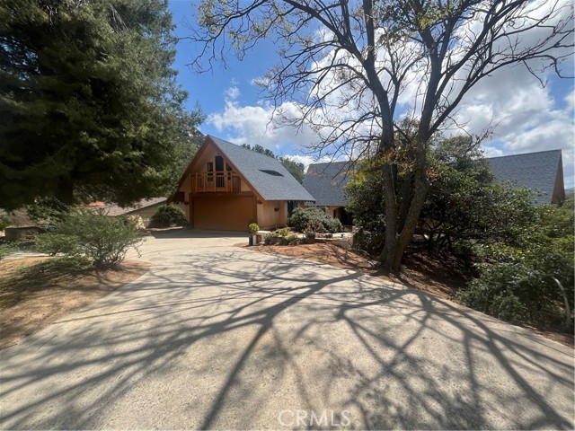 16741 Georgios Way, Ramona CA: https://media.crmls.org/medias/5f4840e8-7e28-464c-87f5-197ba9fa3c95.jpg