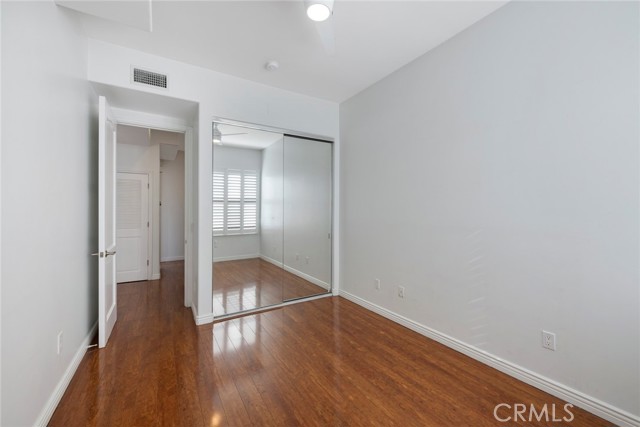 Detail Gallery Image 29 of 36 For 5027 Colfax Ave #1,  Valley Village,  CA 91601 - 3 Beds | 3 Baths