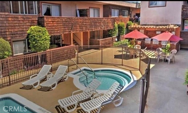 5403 Newcastle, 8 photo 29
