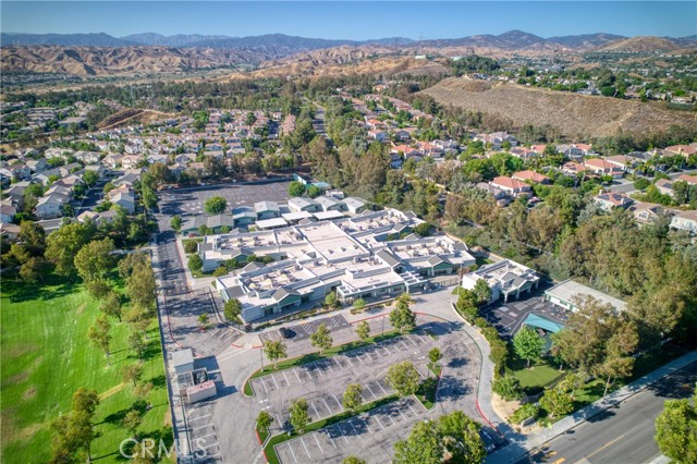 Detail Gallery Image 42 of 48 For 27836 Sweetwater Ln, Valencia,  CA 91354 - 4 Beds | 3 Baths