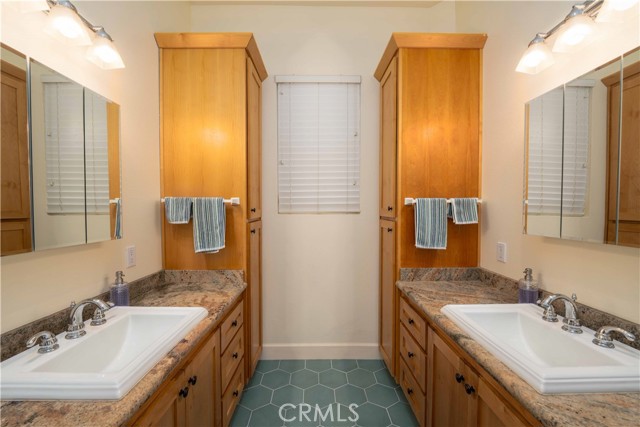 22475 Quail Call Drive, Moreno Valley CA: https://media.crmls.org/medias/5f48ef30-01c2-4d0e-8efb-5e1b12a001fe.jpg
