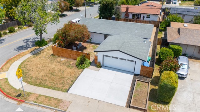 1466 Balboa Street, San Luis Obispo CA: https://media.crmls.org/medias/5f492a0a-29e4-46fa-a251-2ce0a1cc9029.jpg