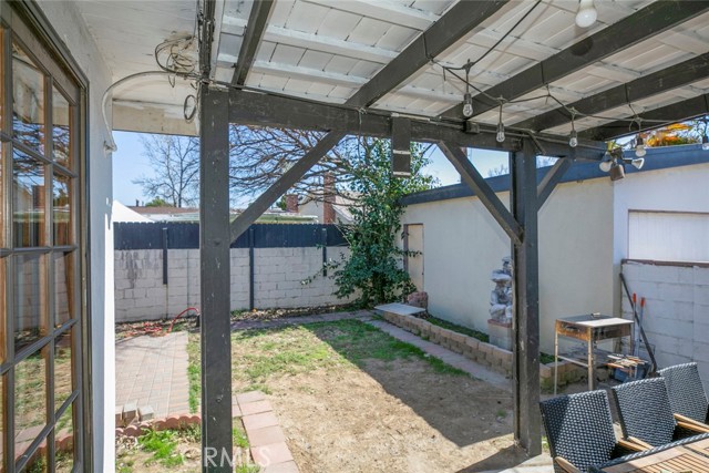 Detail Gallery Image 37 of 41 For 7700 Goodland Ave, North Hollywood,  CA 91605 - 4 Beds | 2 Baths