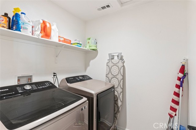 Detail Gallery Image 16 of 36 For 29102 Larch, Lake Elsinore,  CA 92530 - 3 Beds | 2 Baths