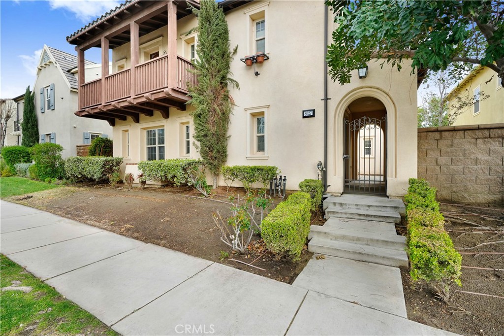 3027 S Hampton Way, Ontario, CA 91761