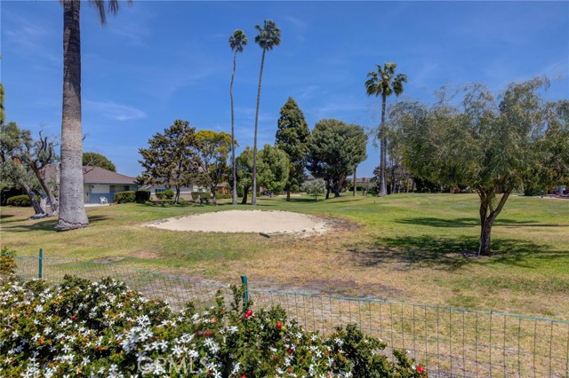 Detail Gallery Image 35 of 38 For 22679 Nadine Cir #B,  Torrance,  CA 90505 - 2 Beds | 1/1 Baths