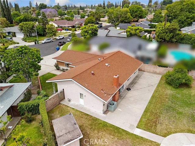 17415 Minnehaha Street, Granada Hills CA: https://media.crmls.org/medias/5f4cc0f1-fc2a-442e-a9a7-0bcef981ebca.jpg