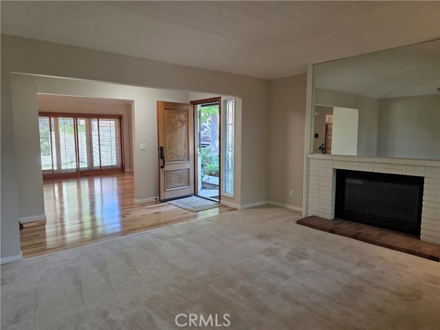 Detail Gallery Image 8 of 33 For 4042 Stoneriver Ct, Westlake Village,  CA 91362 - 3 Beds | 2 Baths
