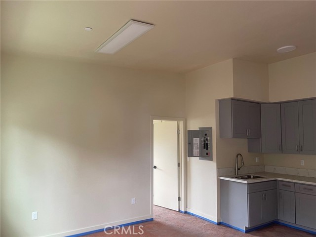 8854 Wall Street, Los Angeles CA: https://media.crmls.org/medias/5f4dbdd4-6380-4fd4-b8a7-6aa41e7ff400.jpg