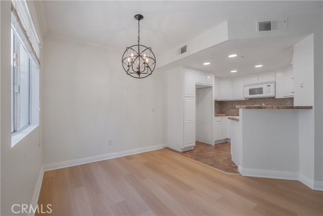 Detail Gallery Image 5 of 30 For 2572 Avenida Del Vista #M102, Corona,  CA 92882 - 1 Beds | 1 Baths