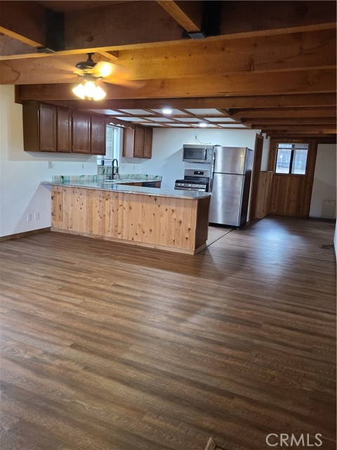 Detail Gallery Image 42 of 58 For 31194 Outer Highway 18, Running Springs,  CA 92382 - 4 Beds | 4 Baths