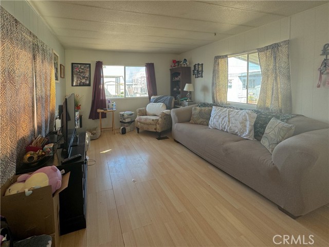 Detail Gallery Image 3 of 17 For 1600 E Clark Ave #112, Santa Maria,  CA 93454 - 1 Beds | 1 Baths