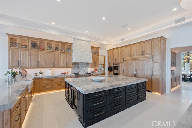 Detail Gallery Image 9 of 49 For 277 Crestview Ave, Camarillo,  CA 93010 - 5 Beds | 5/1 Baths