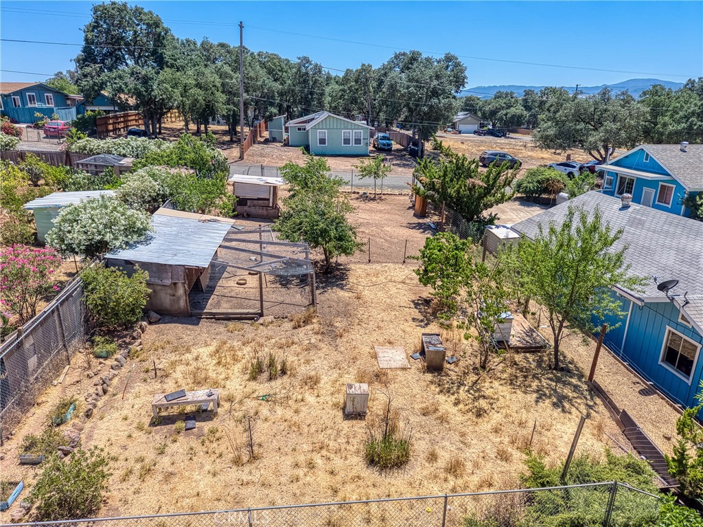 https://media.crmls.org/medias/5f52825f-a465-4dfe-bc64-fb2a762dcf40.jpg?preset=X-Large