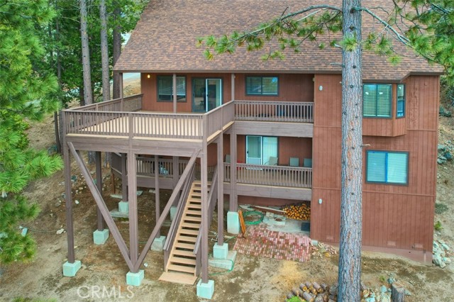 7501 7503 Yosemite Park Way, Yosemite CA: https://media.crmls.org/medias/5f53e376-d1fb-4064-b088-4f5a8a06edec.jpg